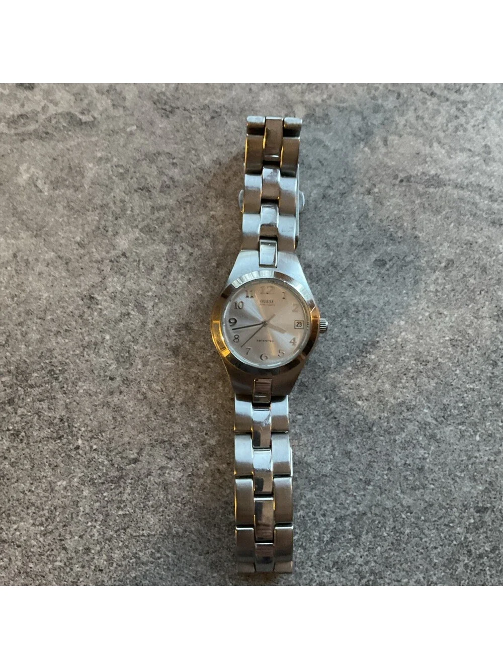 Vintage Guess Womens Watch 25mm Stainless Steel Case & Band Silver Dial W/Date T
